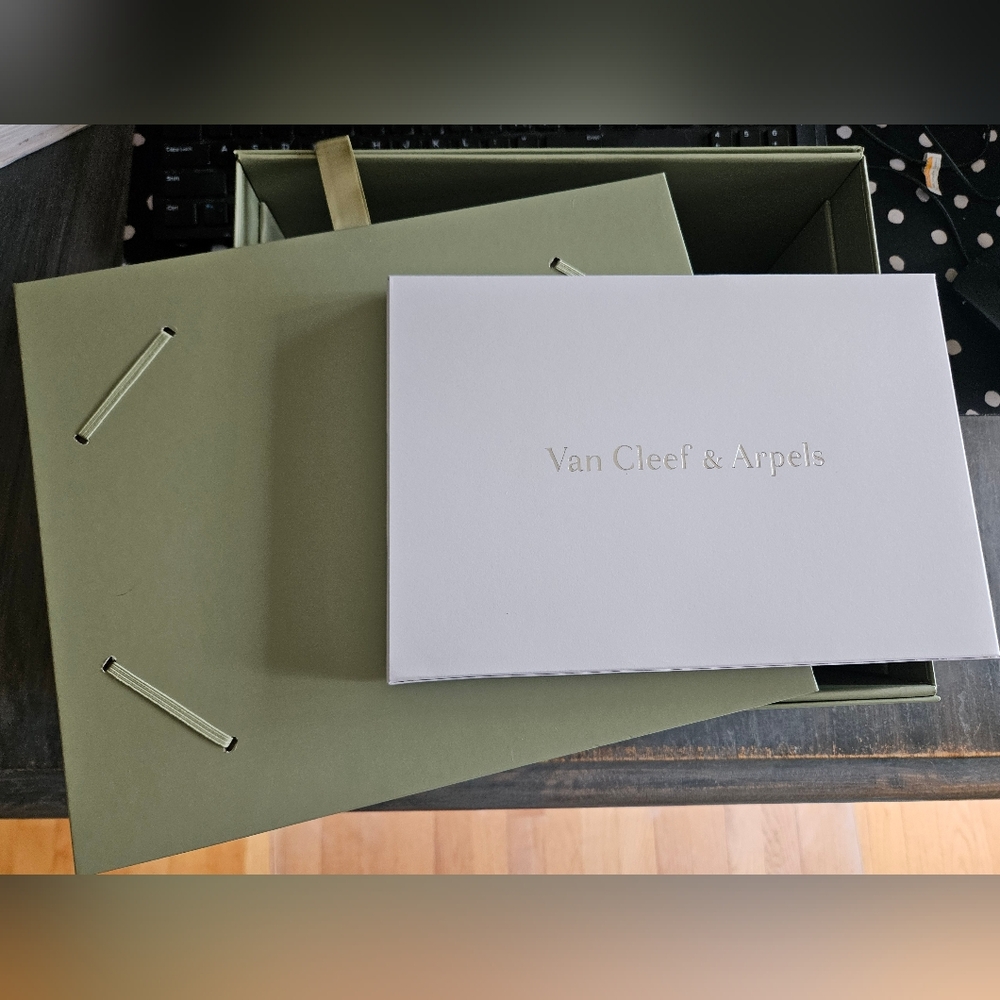 Van Cleef Storage Box - Gem